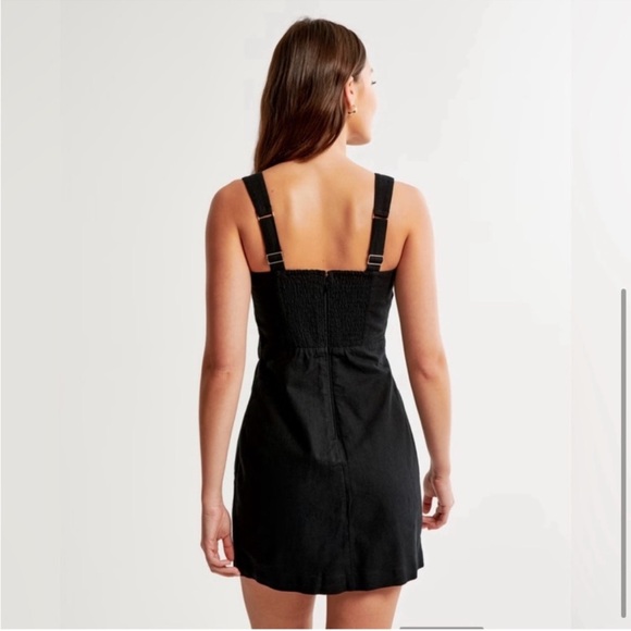 Abercrombie Women's Linen-Blend Ruched Squareneck Mini Dress - Picture 2 of 5